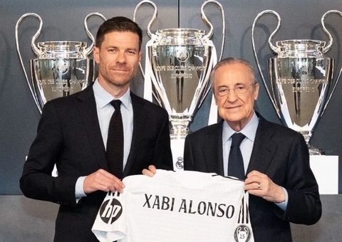 Substituto de Ancelotti, Xabi Alonso é apresentado no Real Madrid
