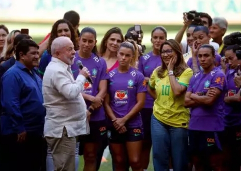 Lula ironiza Corinthians ao comparar times de futebol com partidos