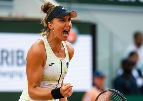 Bia Haddad supera dores, vinga derrota e avança na estreia do US Open