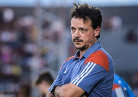 Cruzeiro demite o técnico Fernando Diniz