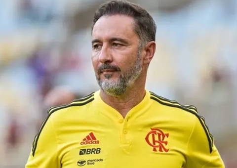 Ex-Flamengo e Corinthians, Vítor Pereira exalta Inglaterra
