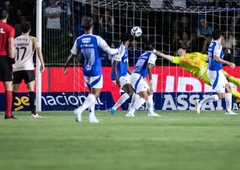 Cruzeiro vence Vasco no Parque do Sabiá e entra no G-4