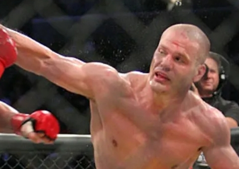 Ex-lutador do UFC e do Bellator morre aos 45 anos