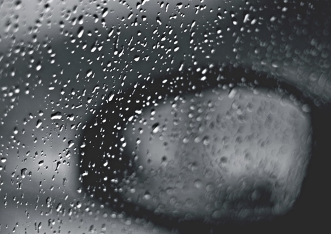 Sábado começa com tempo fechado e chuva em Manaus