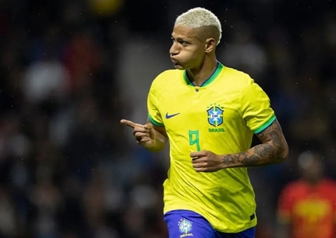 Richarlison corneta Bola de Ouro: 'Se o Vini não ganhar, o p4u vai qu3brar'