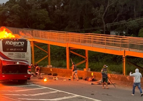 Palmeiras se manifesta após ataque da Mancha a ônibus da Máfia Azul