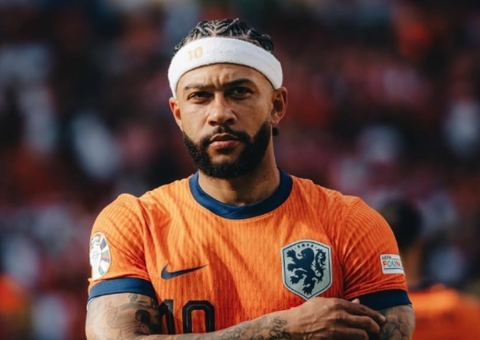 Memphis Depay é convocado para jogos da Holanda pela Nations League