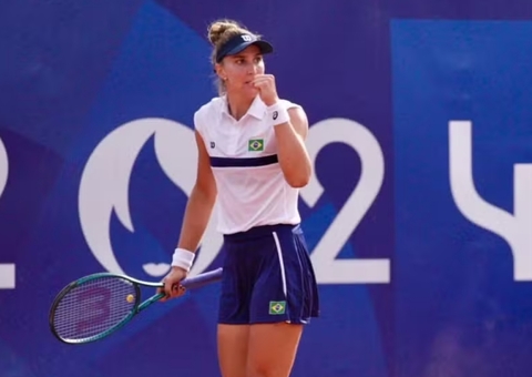 Bia Haddad vence Gracheva e se classifica; Laura Pigossi é eliminada