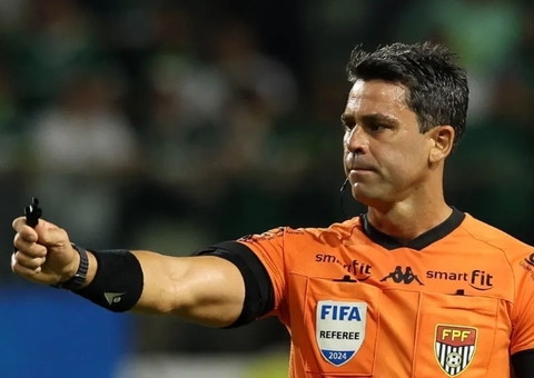 Árbitro que expulsou Léo Jardim já deu vermelho para outro goleiro por cera