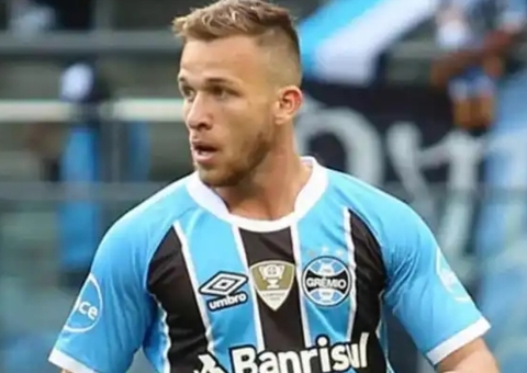 Grêmio confirma a volta do volante Arthur após sete anos