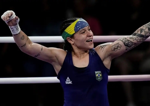 Paris 2024: Bia Ferreira estreia com vitória contra americana no boxe