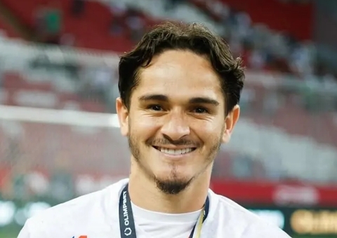 Palmeiras negocia contratação de lateral direito ex-Athletico-PR