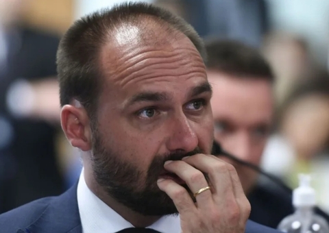 Moraes determina nova medida para notificar Eduardo Bolsonaro