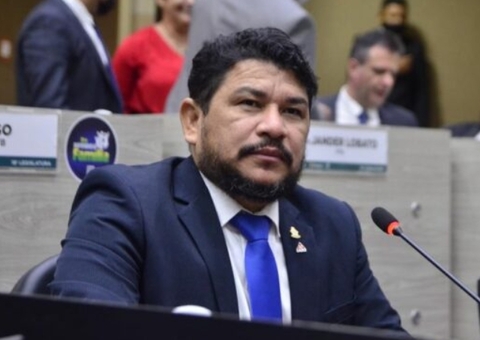 Vereador Bual do Agir, preso por 'rachadinha', declarou R$ 570 mil em 2024