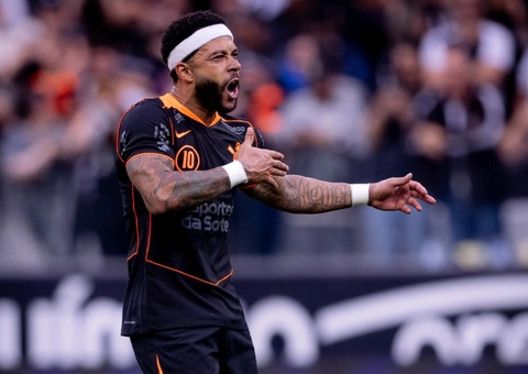 Memphis rebate críticas e despista sobre possível renovação com Corinthians