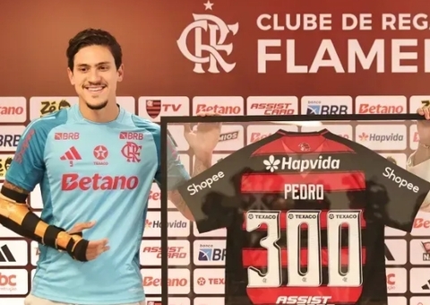 Pedro é homenageado pelo Flamengo e projeta retorno com títulos em 2025