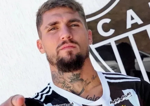 'Ele é meio psicopata', brinca Kaio Jorge sobre rival Lyanco