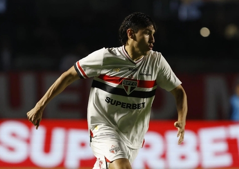 Bobadilla busca espaço no São Paulo após semestre marcado por xenofobia