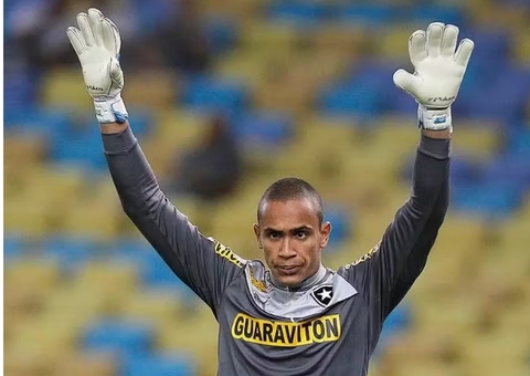Amazonas FC fecha com goleiro Renan, campeão da Série B pelo Botafogo