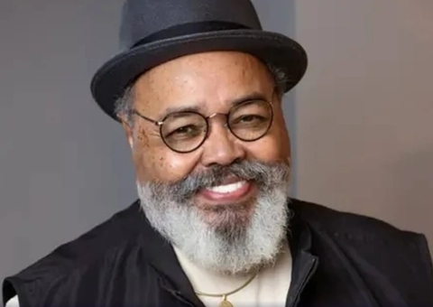 Jorge Aragão faz show gratuito em Manaus para comemorar Dia do Samba