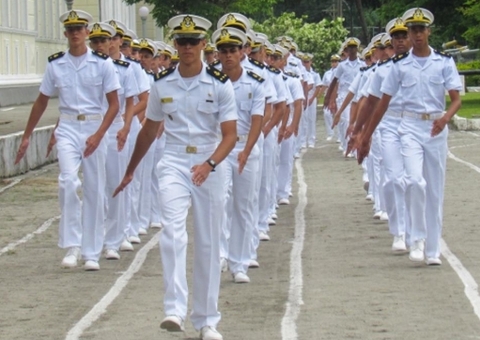 Com bolsa de R$ 1,3 mil, Marinha abre 153 vagas, incluindo Manaus