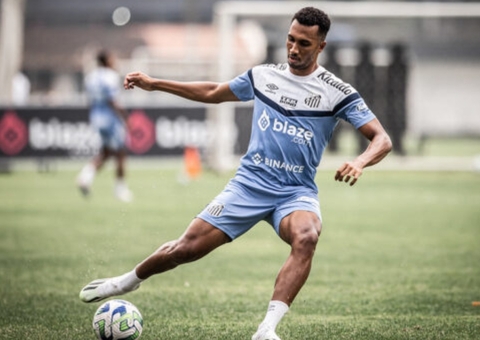Santos acerta venda de Lucas Braga ao Vitória; veja