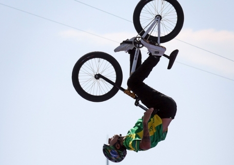 Gustavo 'Bala Loka' fica em 6º e acaba sem medalha no BMX das Olimpíadas