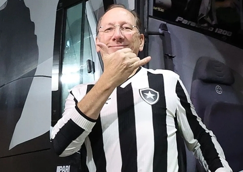 Textor faz oferta para recomprar o Botafogo; entenda moldes do negócio