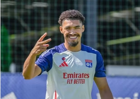 Botafogo acerta contratação de Adryelson