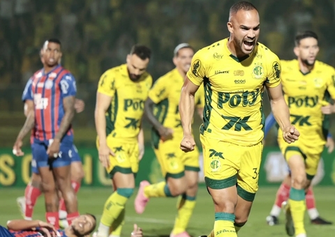 Mirassol goleia o Bahia e se aproxima do G4 do Brasileirão