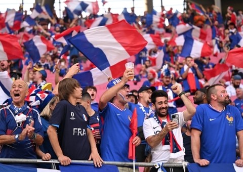 Justiça arquiva investigação de assédio contra ex-chefe da Federação Francesa