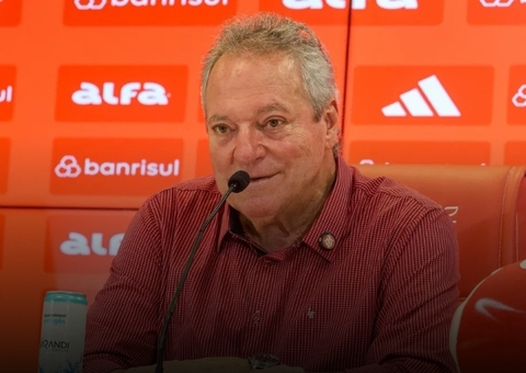 'Quem perde um filho não é homofóbico', rebate Abel Braga após polêmica