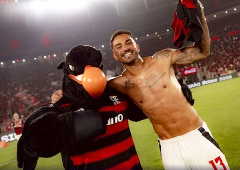 Danilo, do Flamengo, conquista título nacional pela quinta liga diferente