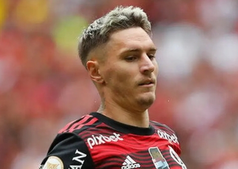 Flamengo libera Varela para ir a velório da mãe no Uruguai