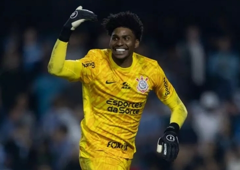 Hugo Souza é o goleiro com mais defesas no mundo desde sua estreia