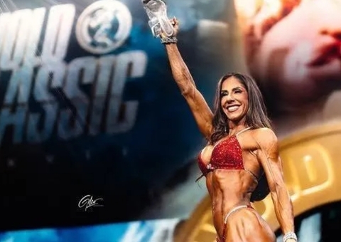 Brasileira bicampeã do Mr. Olympia anuncia aposentadoria e é homenageada