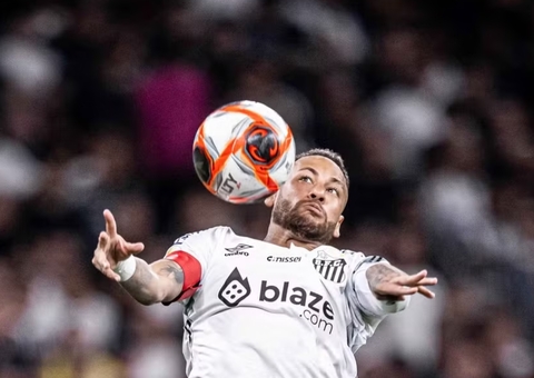 Santos prevê renovação apesar de burburinho sobre Neymar no Barcelona