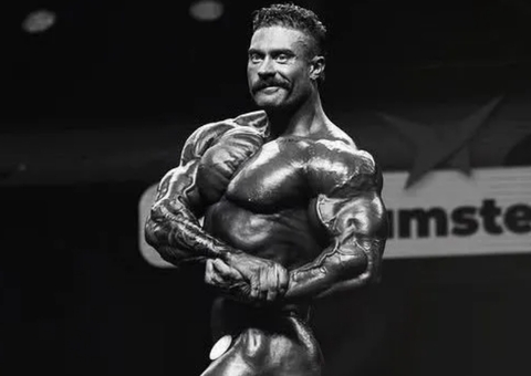 Cbum revela nova lesão e desabafa: 'Não volto tão cedo'