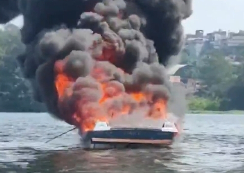 Empresário leva família para fazer teste em lancha e embarcação explode em SP