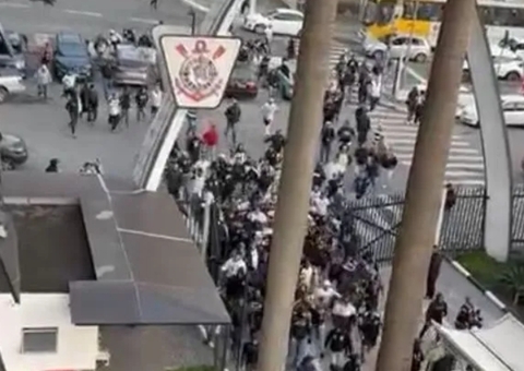 Entenda a crise no Corinthians: do caso VaideBet à invasão da sede