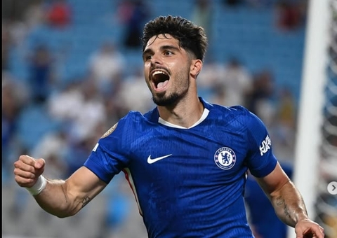 Amigo de Diogo Jota, artilheiro do Chelsea pode não jogar contra Palmeiras