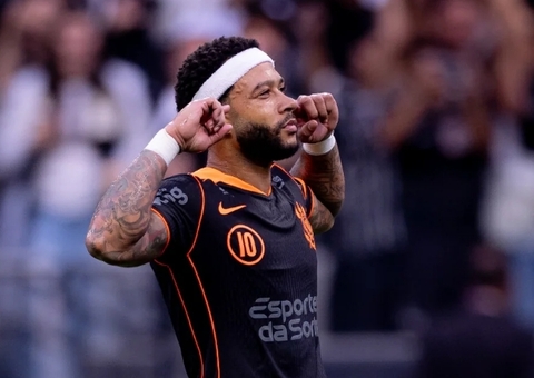 Diretoria do Corinthians teria pedido para Memphis deixar hotel luxuoso