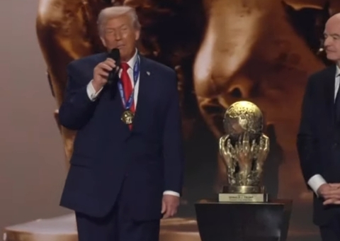 Donald Trump, presidente dos Estados Unidos, recebe o Prêmio da Paz da Fifa