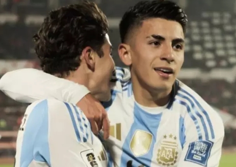 Argentina vence o Chile e garante primeira colocação nas Eliminatórias