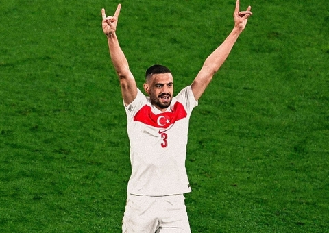 Uefa suspende turco que fez gesto fascista por 2 jogos da Eurocopa