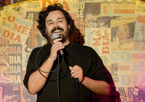Manaus recebe show ‘Xaveca a plateia e bebe vinho’ com Fernando Pedrosa