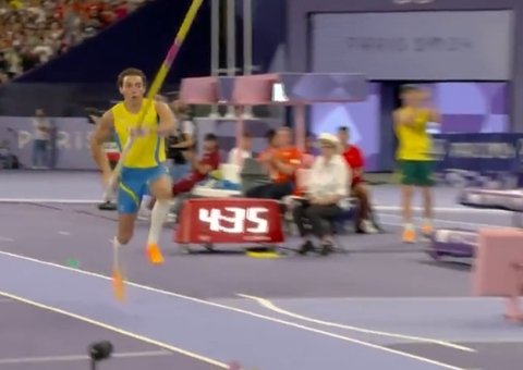 Sueco Armand Duplantis quebra recorde mundial de Thiago Braz no salto com vara