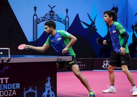 Dupla brasileira dá show no tênis de mesa em Paris