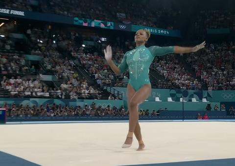 Rebeca Andrade leva ouro na final do solo na ginástica em Paris