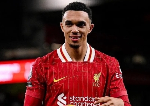Técnico do Liverpool defende Alexander-Arnold, especulado no Real Madrid